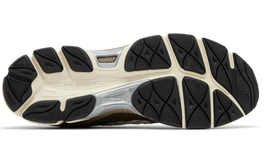 Asics GEL-NYC en coloris crème/beige et marron