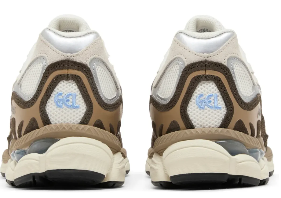 Asics GEL-NYC en coloris crème/beige et marron